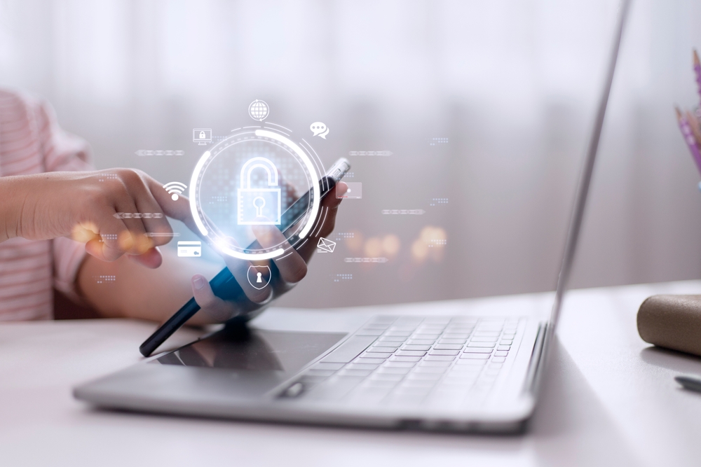 How to Safely Start Forex Trading in 2025: A Beginner’s Guide 🗺️📚